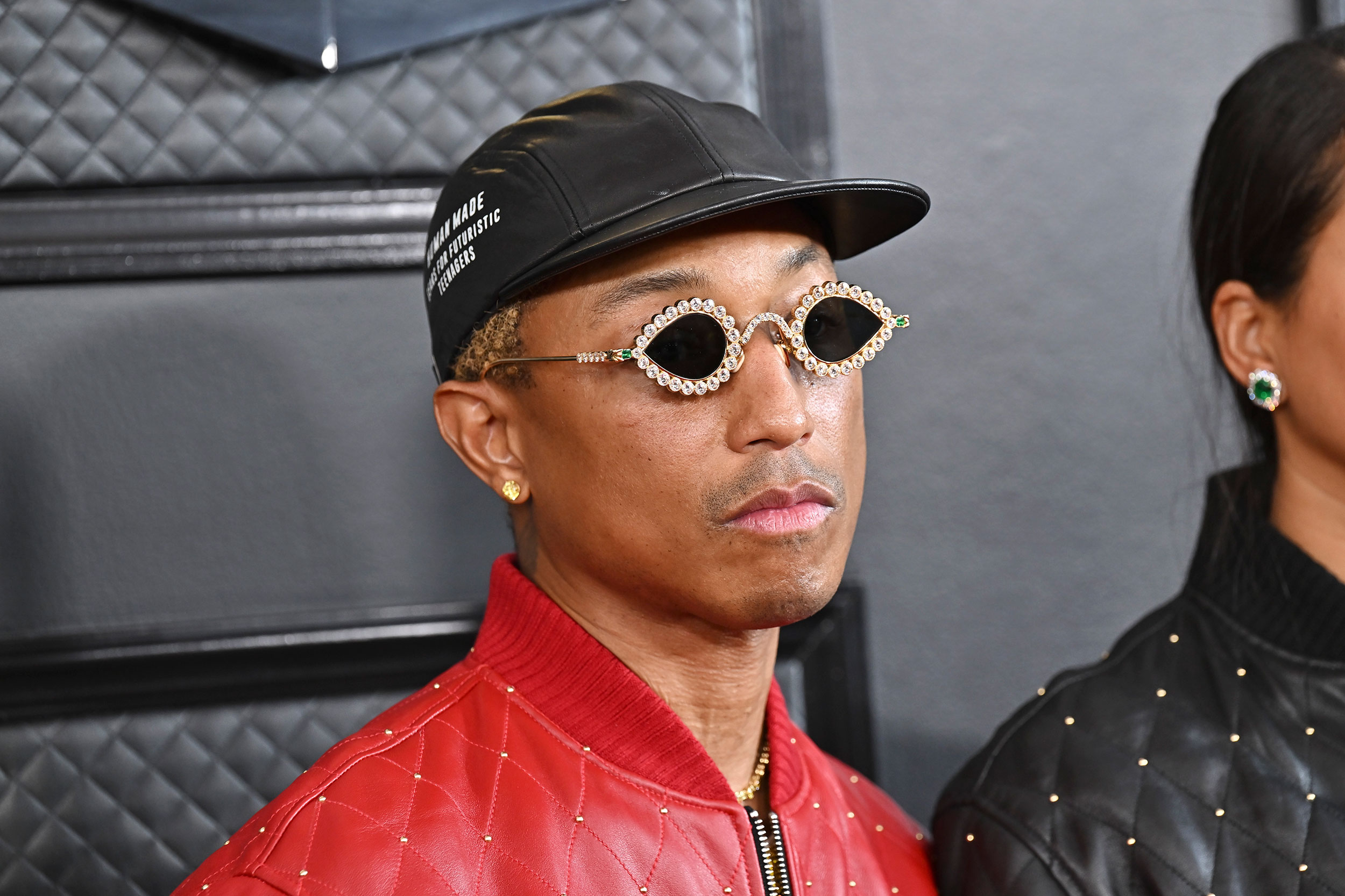 Chanel X Pharrell Williams Sunglasses NEW In Navy eBay #10 Chanel X Pharrell Williams Sunglasses NEW In Navy eBay